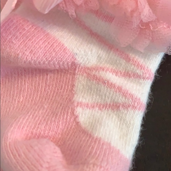 Mud Pie socks πΈππ - Picture 5 of 10